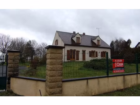 location maison  m² t-7 à varennes-changy  950 €