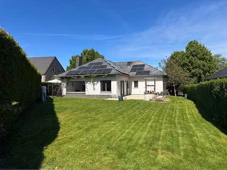 maison 6 ch avec jardin et panneaux solaires overijse