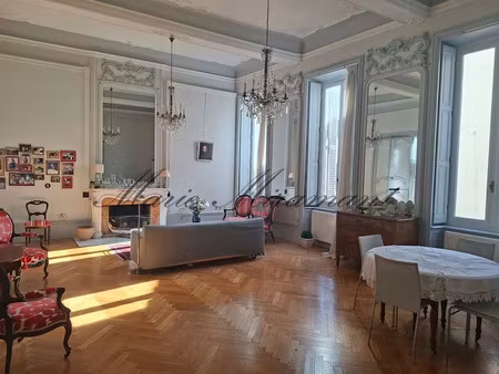 vente appartement 5 pièces 128 m² à avignon (84000)  350 000 €