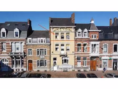 bureaux situés en plein centre ville