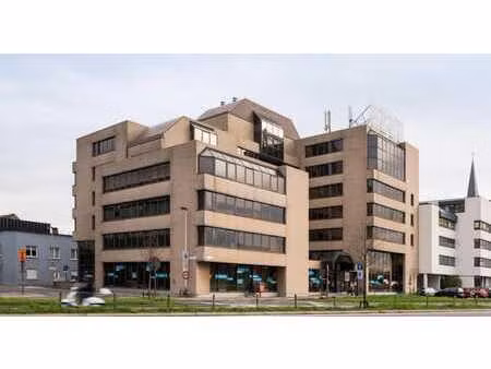 immeuble de bureaux idéalement situé à berchem