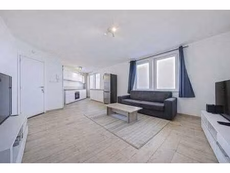 superbe appartement 1 chambre au rez-de-chaussée !