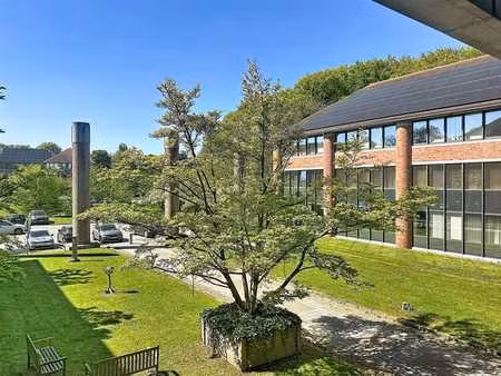waterloo office park – bureaux de ±197 m² + 3 parkings intér