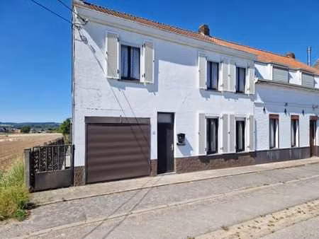 lumineuse maison 3 chambres  à aménager selon vos envies