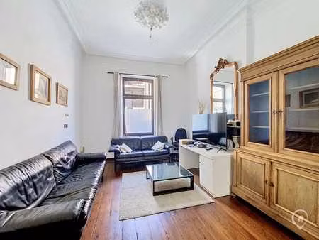 appartement1 chambre à louer au centre de ciney