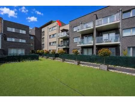 supeberbe appartement 2 ch avec terrasse et parking privatif