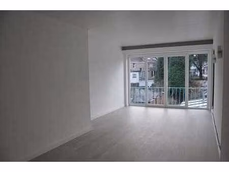 appartement une chambre très lumineux