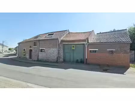 maison à rafraichir + atelier  garage et jardin