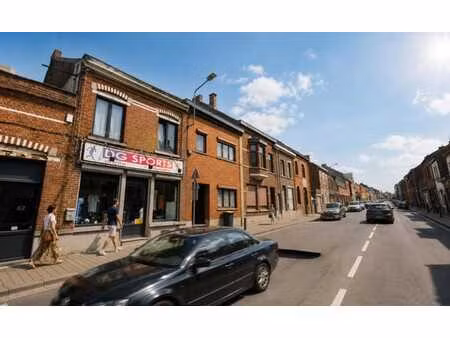 ◊immeuble mixte à vendre – commerce + habitation – havré