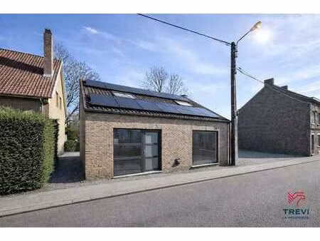 maison 3 façades avec espace pro indépendant