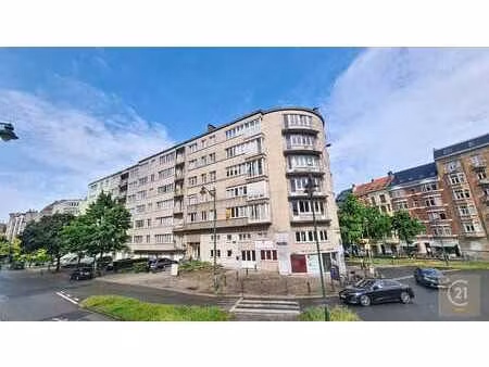 appartement 2 chambres avec vue sur le parc de forest