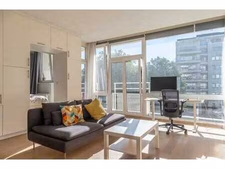 hippodrome / bois de la cambre – studio de charme avec terra