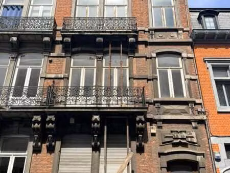 très belle maison de maître à rénover