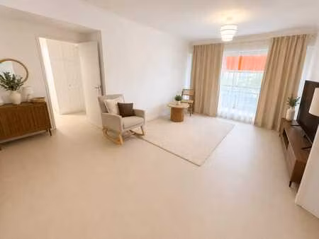 appartement 2 chambres avec grande terrasse et cave a vendre