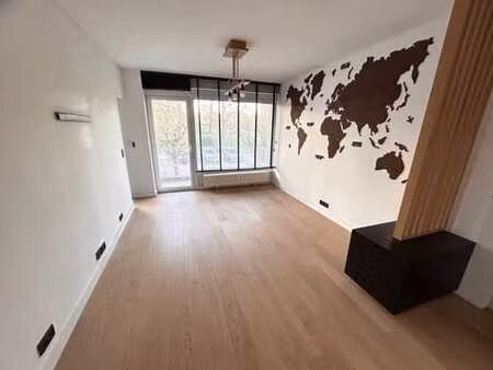 appt 1ch avec terrasse et cave entierement renove
