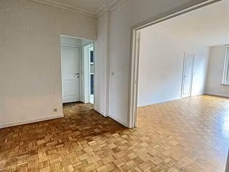 appartement 2 chambre + cave!