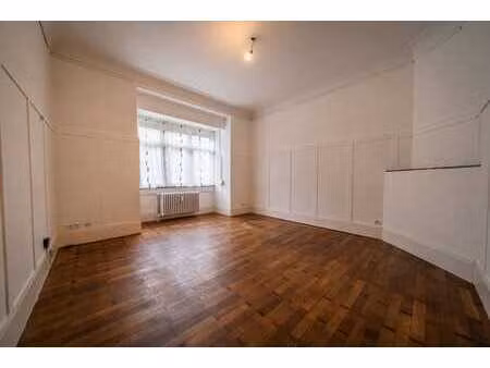 superbe opportunité d'appartement 3 chambres à rénove