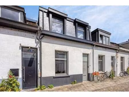 charmante woning aan het einde van een doodlopend steegje