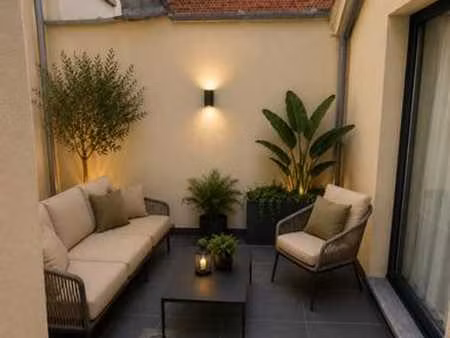 anderlecht–maison arrière rénovée 3 ch.  2sdd + cour  183 m²