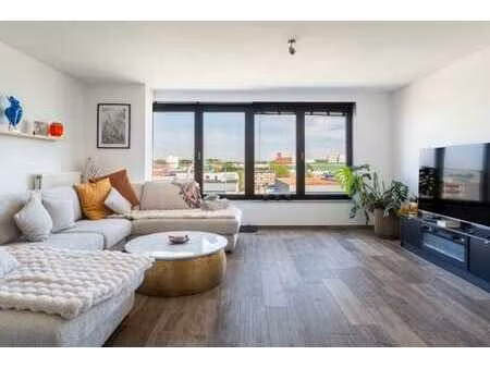 licht appartement met garagestaanplaats