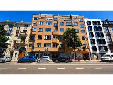 appartement 1ch à rénover idéalement situé