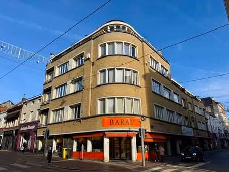 uccle parvis - apt 1 chambre - 87 m2
