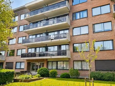 spacieux appartement traversant avec vues dégagées et ter...