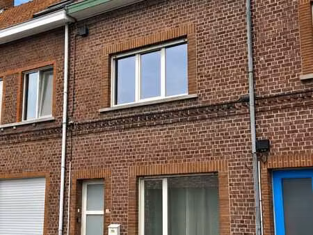 spacieuse maison familiale centrale avec beau jardin
