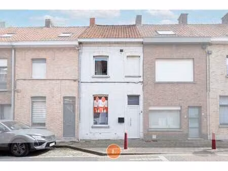 interessant renovatiepand met verhuurpotentieel