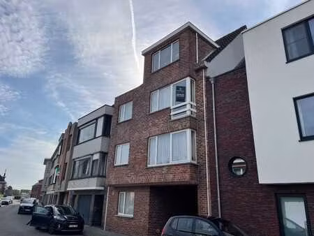 spacieux appartement de 2 chambres à coucher avec terrass...