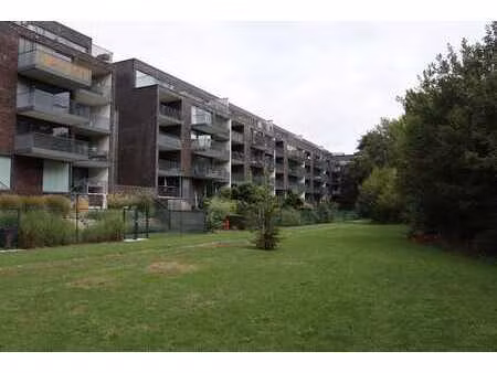 gunstig gelegen appartement met terras.