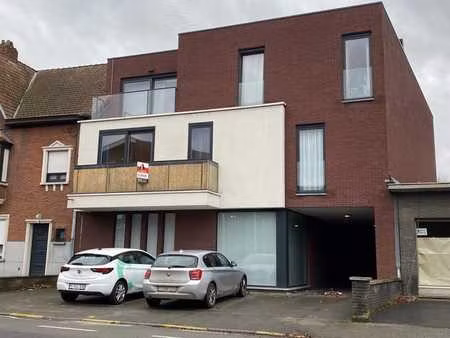 prachtig 1 slaapkamer appartement nabij het station en ce...