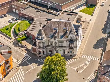 magnifique maison de maître avec un énorme potentiel