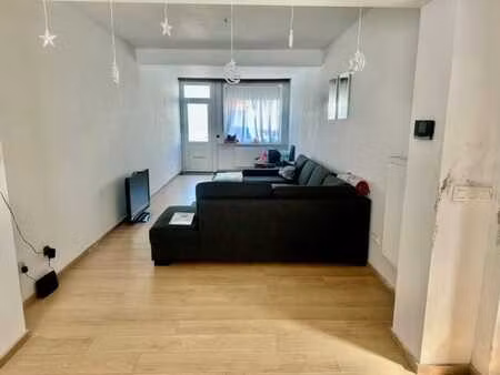 woning met ruime garage en koer/terras