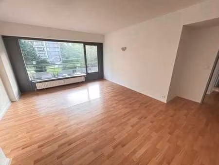 lumineux appartement 2 chambres - terrasse - cave