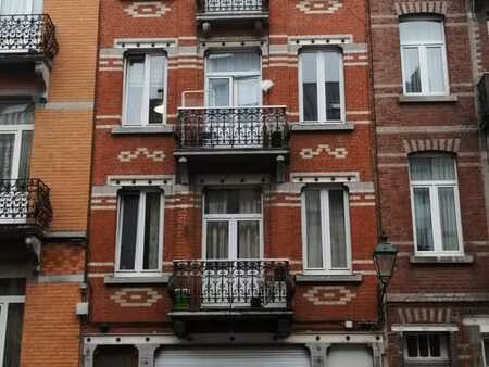 appartement 1 ch. forest - 70m²