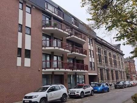 mons centre (bld dolez) magnifique appt meublé  2 chbre