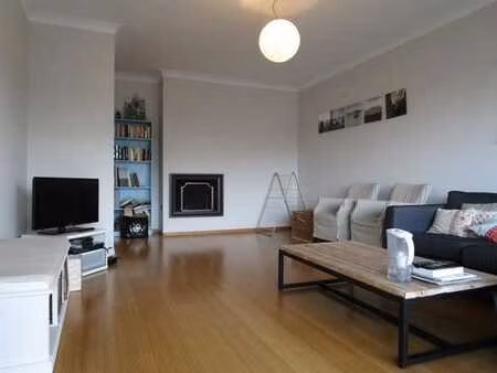 apt 2 chambres +/-95m2 ~ 2 terrasses (voir description)