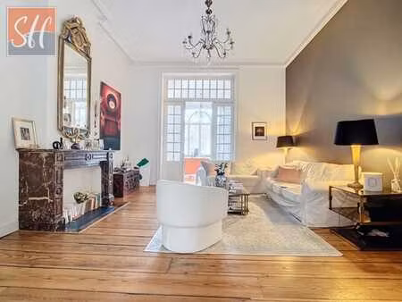 appartement meublé +/- 125m² - 2 chambres