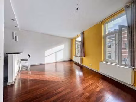 eu/cinquantenaire : superbe appartement 2 chambres