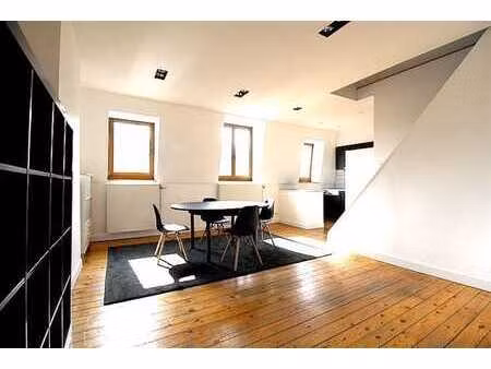 place jourdan/cee. splendide appartement en duplex meublé 2