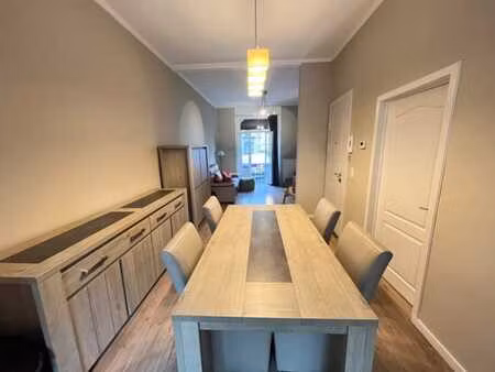 bel appartement sousplex meuble - 2ch - terrasse