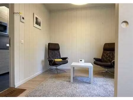 studio lumineux avec parking – av hamoir  uccle