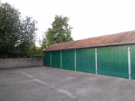 parking à louer