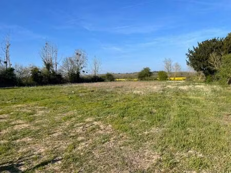 terrain constructible viabilisé à vendre