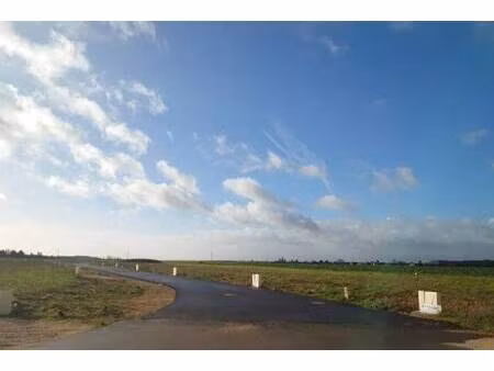 terrain constructible viabilisé à vendre