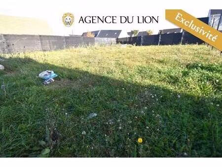 terrain constructible viabilisé à vendre