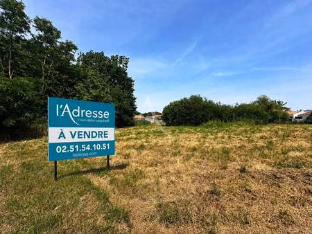 terrain constructible viabilisé à vendre