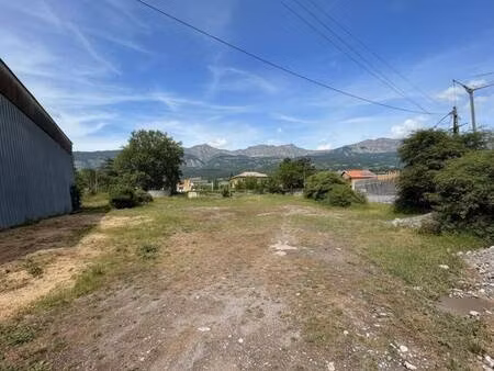 terrain à vendre