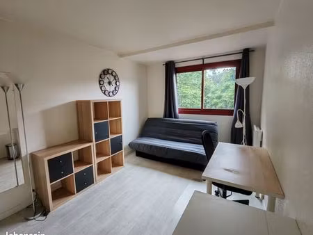 studio meuble